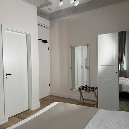 House4you - Praporgescu Konukevi Bükreş