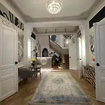 בית הארחה House4you - Praporgescu בוקרשט