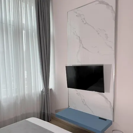 Guest house House4you - Praporgescu 5*