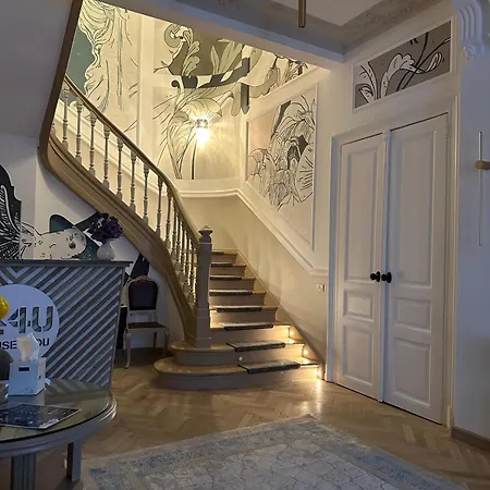 Pensiune House4you - Praporgescu 4*