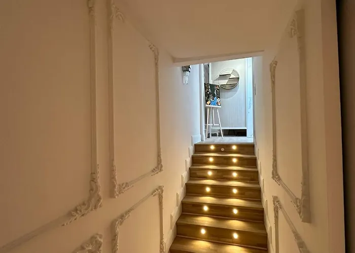 Pensionat House4you - Praporgescu 4*