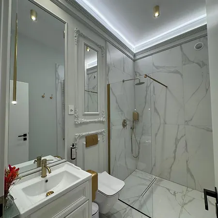 House4you - Praporgescu Pensión 4*