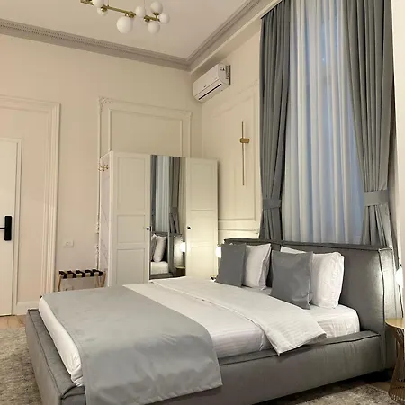 House4you - Praporgescu Pensión 4*