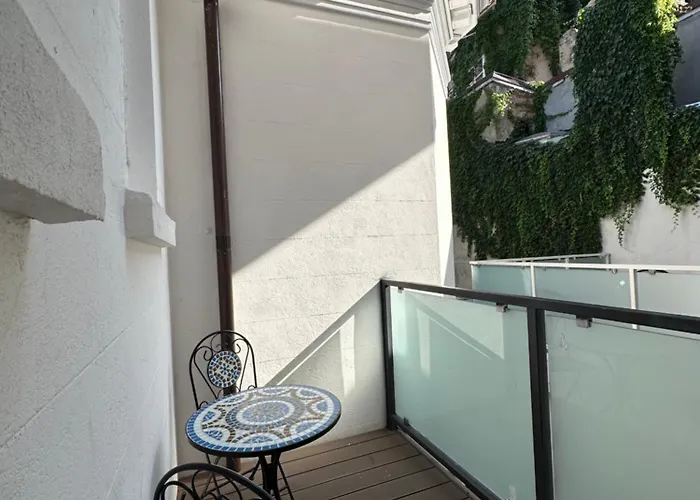 House4you - Praporgescu 4* Bükreş